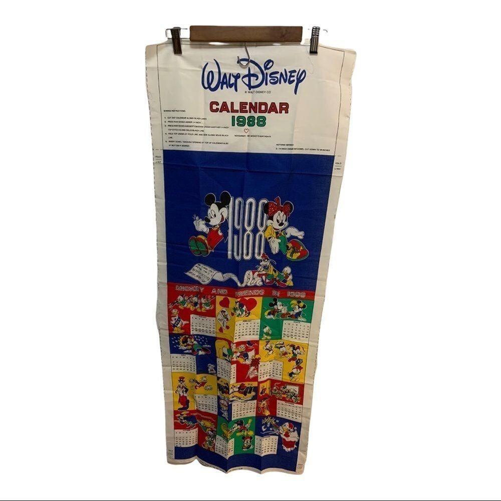 Vintage Disney Mickey Mouse & friends hanging fabric 1988 80s wall calendar!